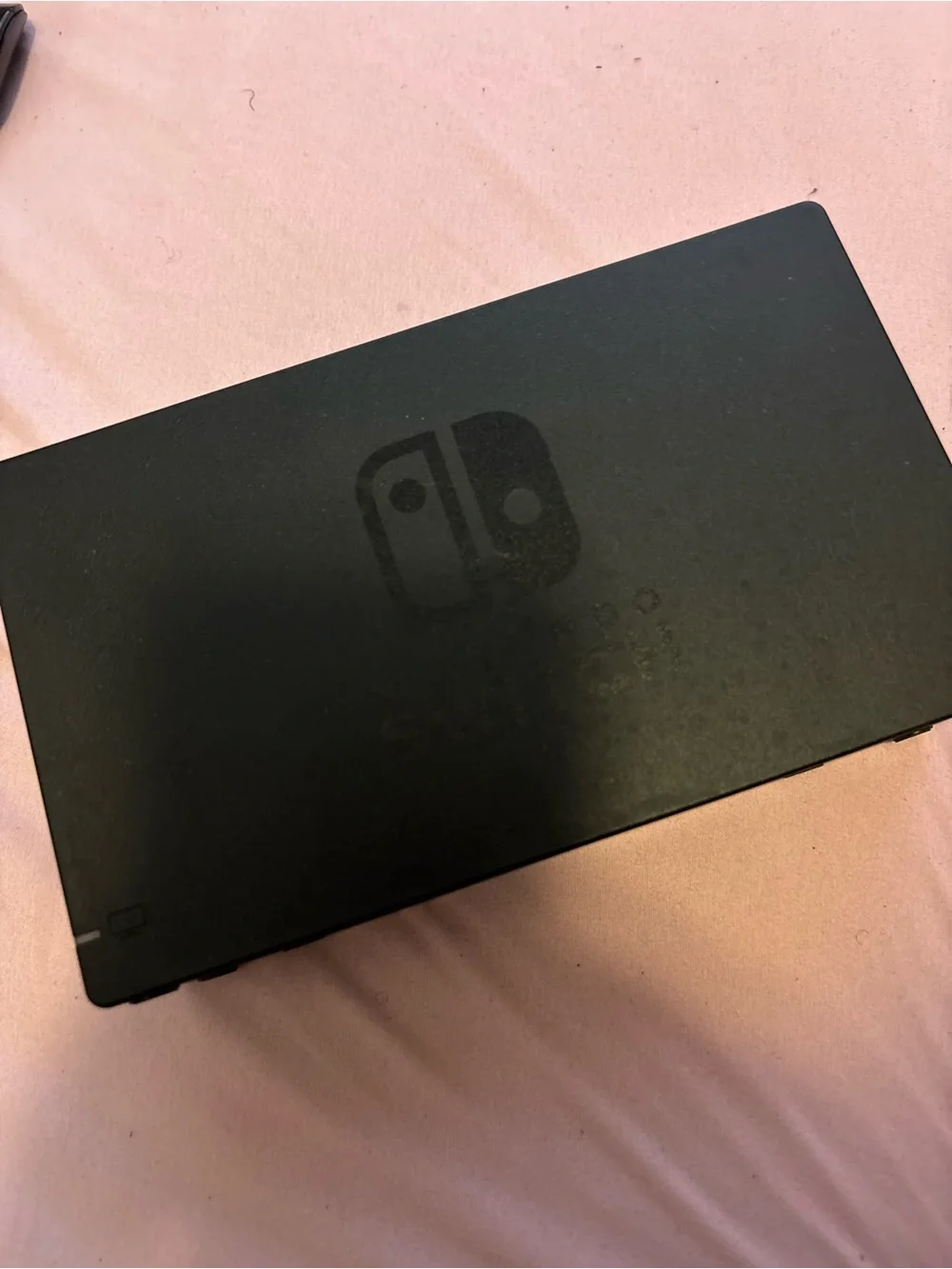 Fully workingNintendo Switch with White Left Joy-Con and Turquoise Right Joy-Con